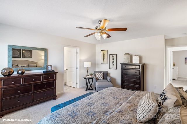 1369 37th Avenue Lane NE, Hickory, NC 28601