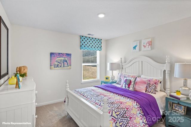 1369 37th Avenue Lane NE, Hickory, NC 28601