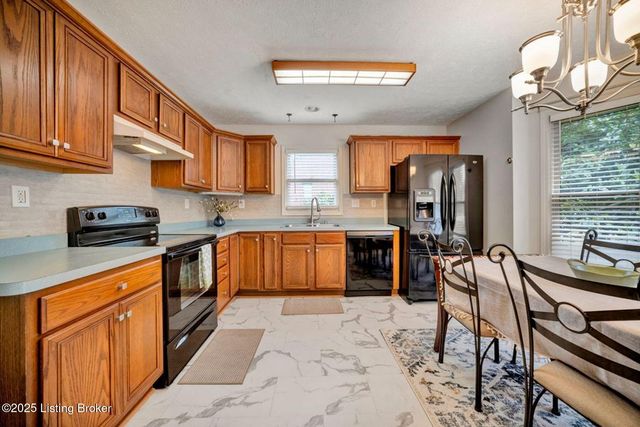 1009 Verity Way, Goshen, KY 40026