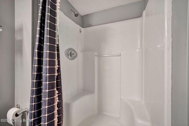 1009 Verity Way, Goshen, KY 40026