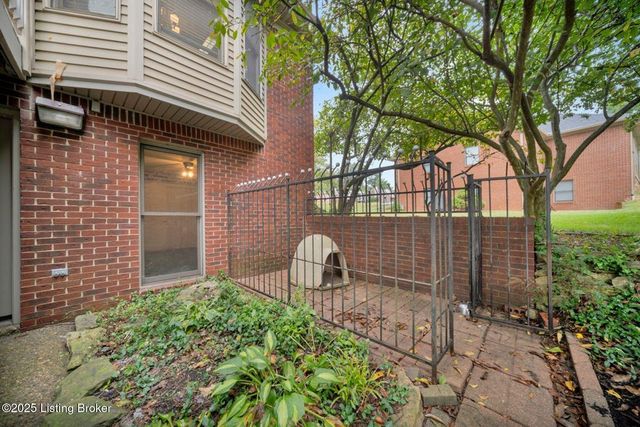 1009 Verity Way, Goshen, KY 40026