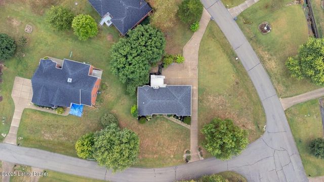 1009 Verity Way, Goshen, KY 40026