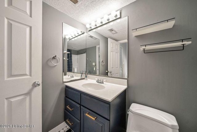 1009 Verity Way, Goshen, KY 40026