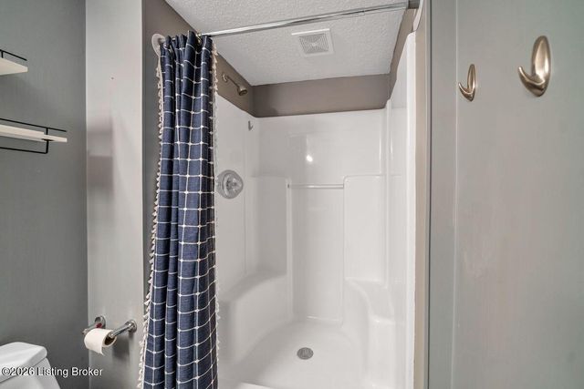 1009 Verity Way, Goshen, KY 40026