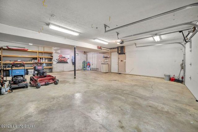 1009 Verity Way, Goshen, KY 40026