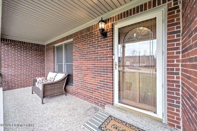 1009 Verity Way, Goshen, KY 40026