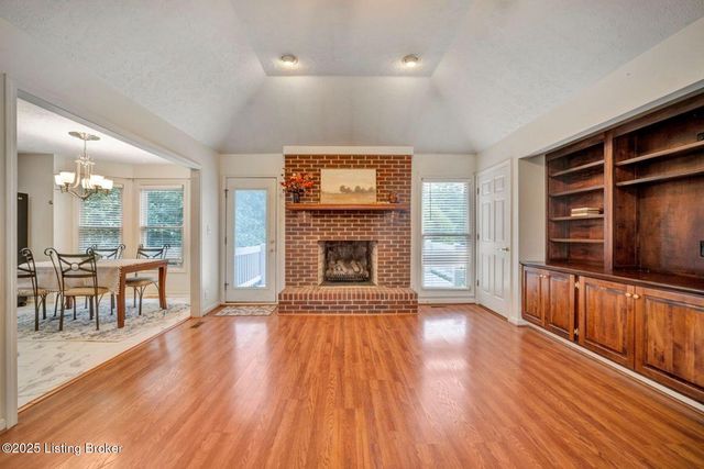 1009 Verity Way, Goshen, KY 40026