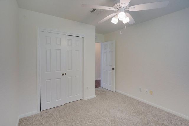 311 Gainer DR, Hutto, TX 78634
