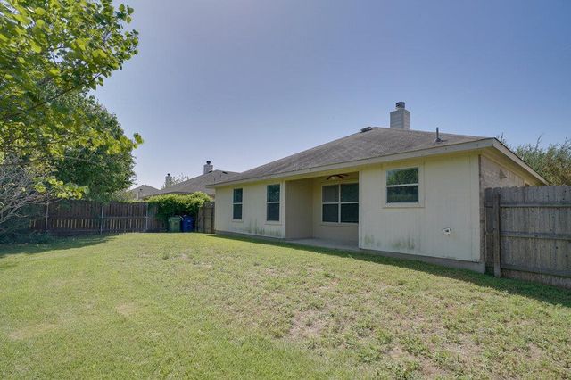 311 Gainer DR, Hutto, TX 78634