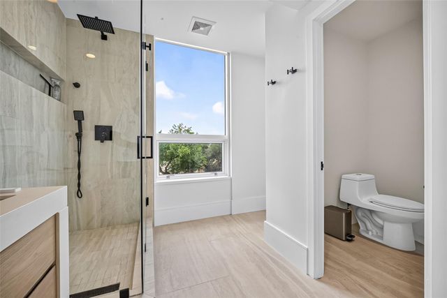 5110 San Felipe Street 32W, Houston, TX 77056