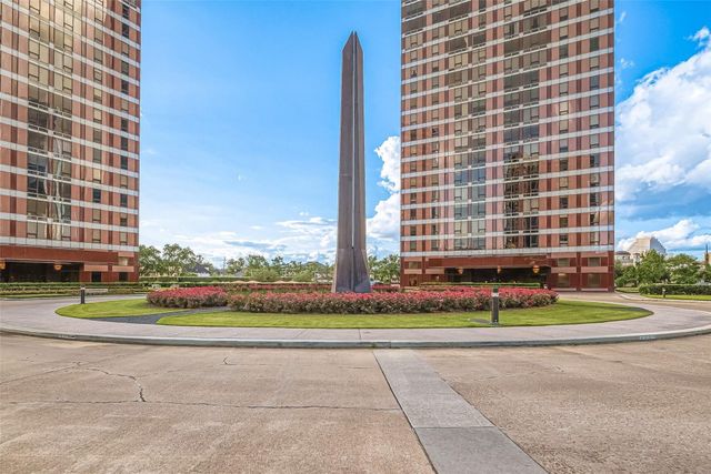 5110 San Felipe Street 32W, Houston, TX 77056