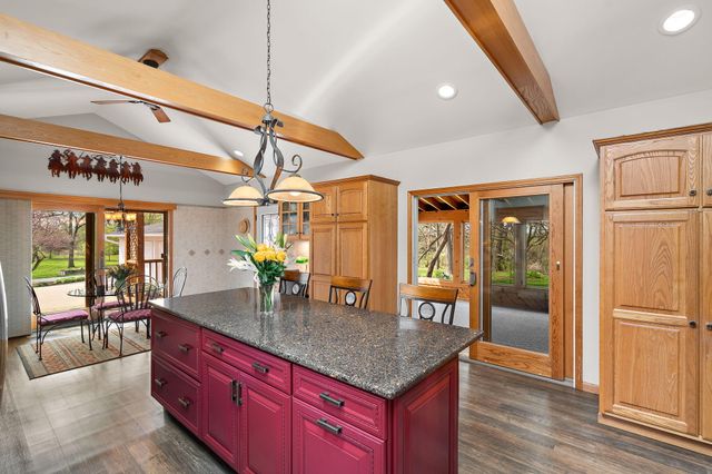 8 Smoke Road, Valparaiso, IN 46385