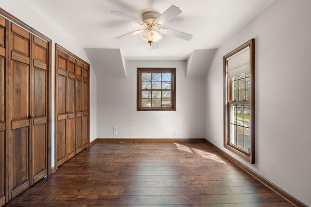 8 Smoke Road, Valparaiso, IN 46385