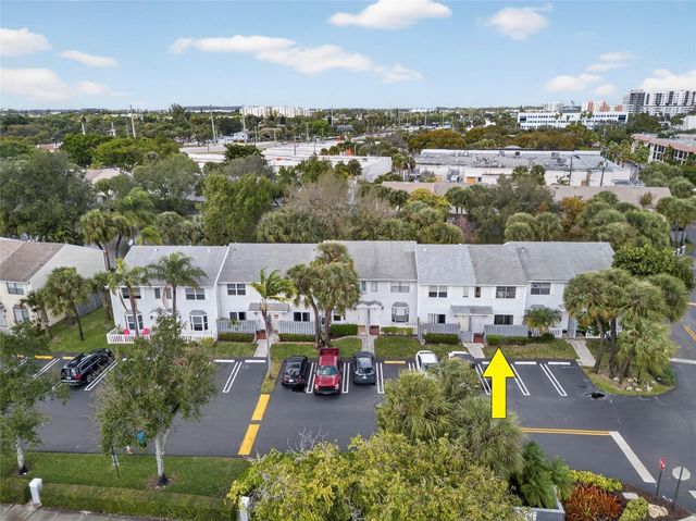 127 SW 3rd Street 127, Pompano Beach, FL 33060