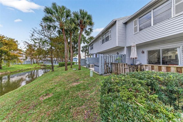 127 SW 3rd Street 127, Pompano Beach, FL 33060