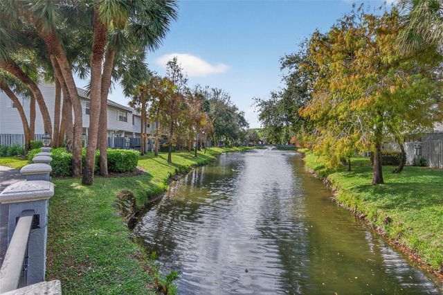 127 SW 3rd Street 127, Pompano Beach, FL 33060