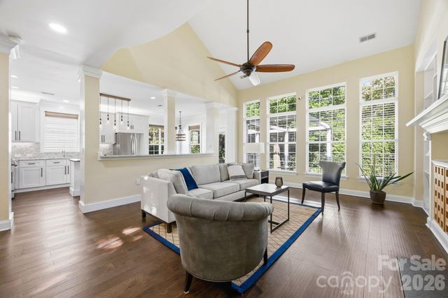 10900 Owl Nest Lane, Charlotte, NC 28277