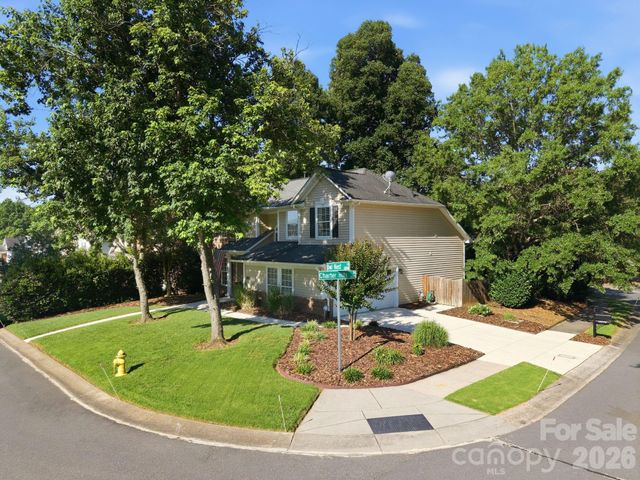 10900 Owl Nest Lane, Charlotte, NC 28277