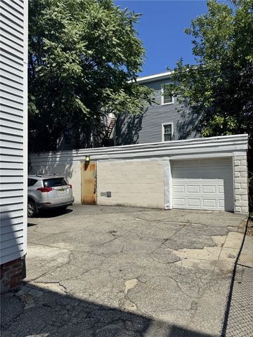 66 Sutton Street, Providence, RI 02903
