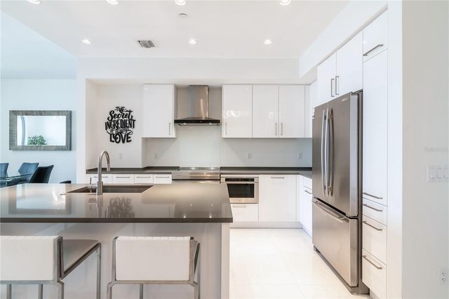 111 PINEAPPLE AVENUE S 1002, Sarasota, FL 34236