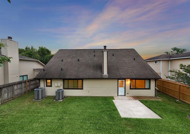 2311 Jackson Lane, League City, TX 77573