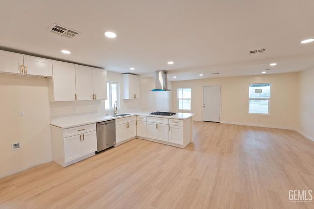 602 Higgins Drive, Bakersfield, CA 93308