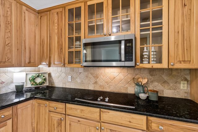 524 Oakridge Trail, Copper Canyon, TX 75077