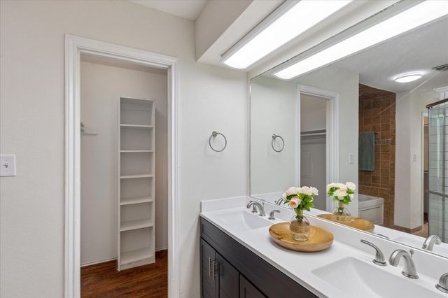 524 Oakridge Trail, Copper Canyon, TX 75077