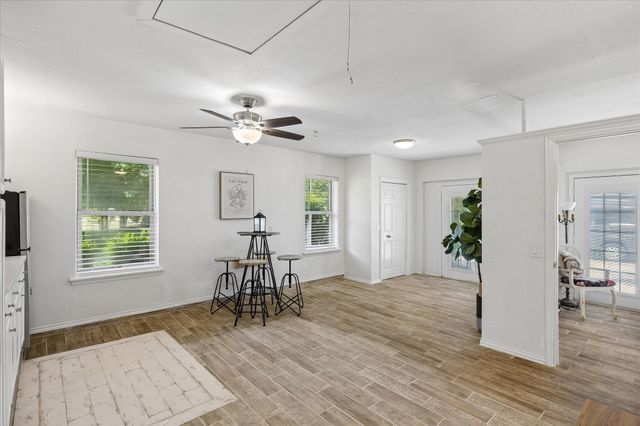 524 Oakridge Trail, Copper Canyon, TX 75077