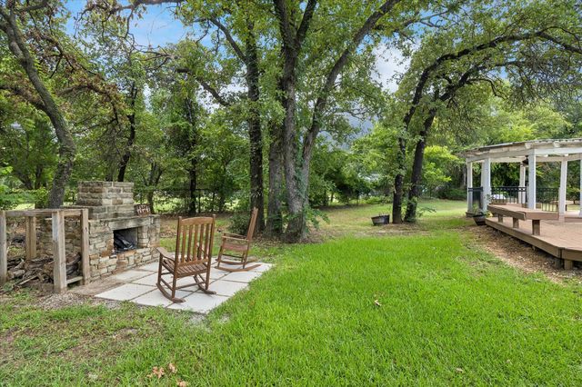 524 Oakridge Trail, Copper Canyon, TX 75077