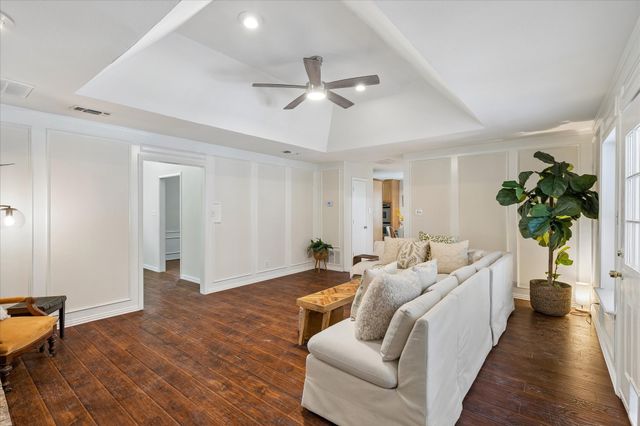 524 Oakridge Trail, Copper Canyon, TX 75077