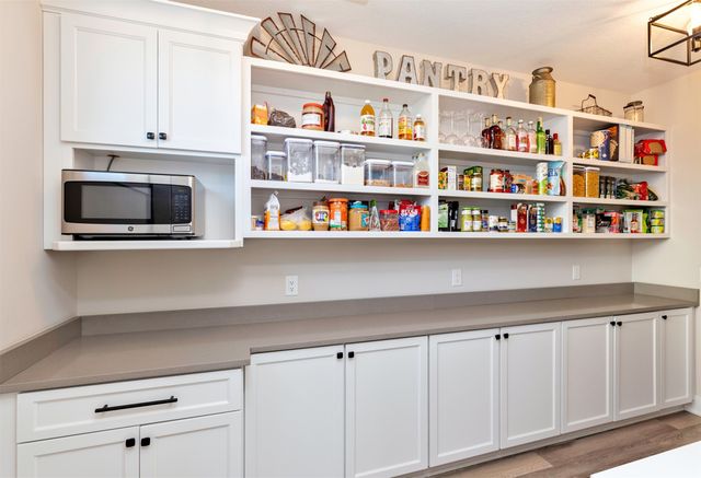 2314 Autumn Blaze Drive, Norwalk, IA 50211