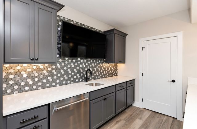 2314 Autumn Blaze Drive, Norwalk, IA 50211