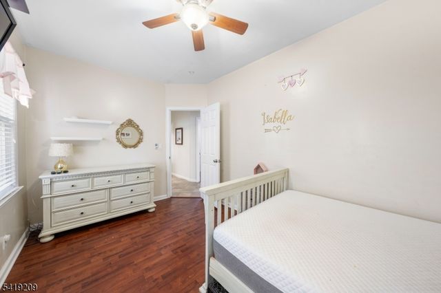 752 Eaton St, Elizabeth City, NJ 07202
