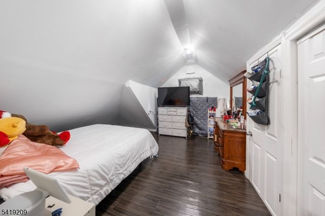 752 Eaton St, Elizabeth City, NJ 07202