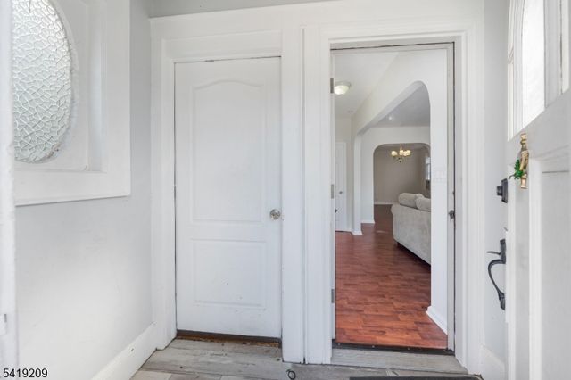 752 Eaton St, Elizabeth City, NJ 07202