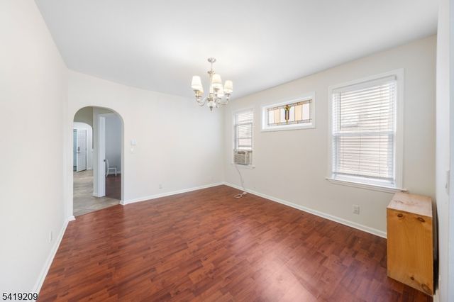 752 Eaton St, Elizabeth City, NJ 07202