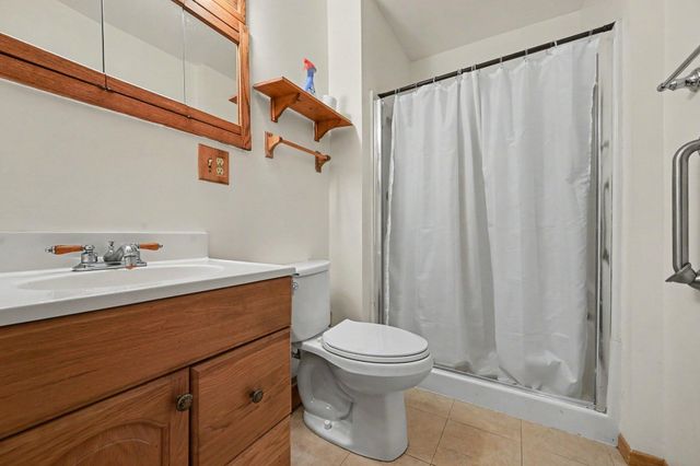 243 Creekview Drive, Battle Creek, MI 49037
