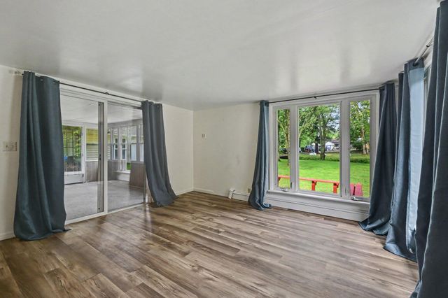 243 Creekview Drive, Battle Creek, MI 49037