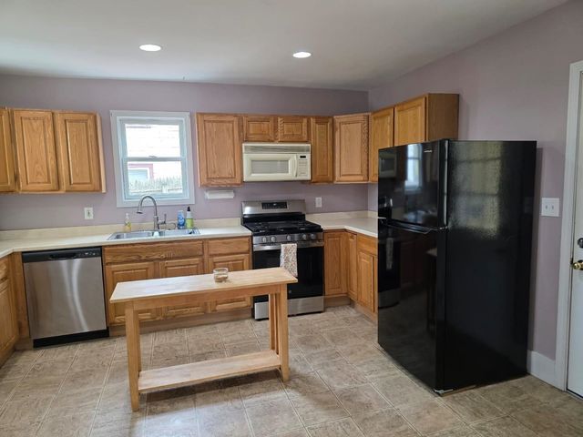 134 Washington Street, Brattleboro, VT 05301