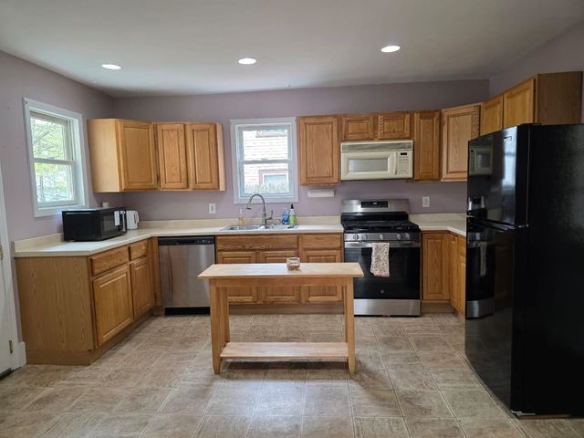 134 Washington Street, Brattleboro, VT 05301