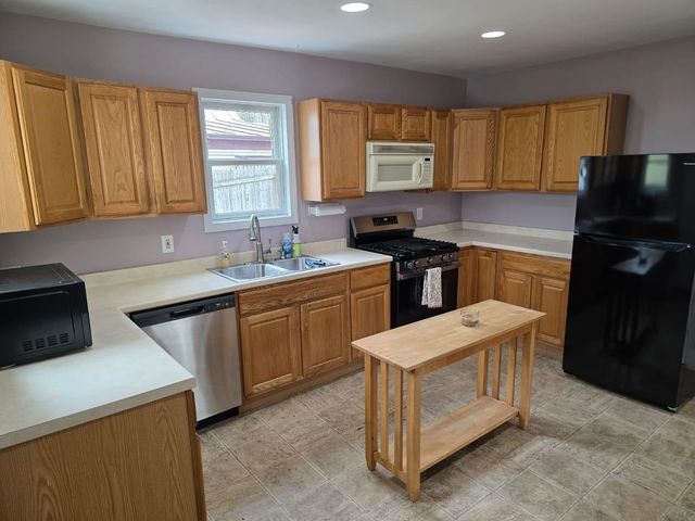 134 Washington Street, Brattleboro, VT 05301