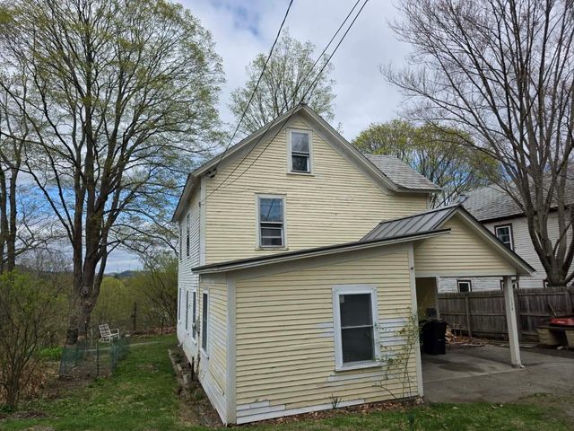 134 Washington Street, Brattleboro, VT 05301