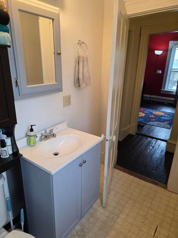 134 Washington Street, Brattleboro, VT 05301