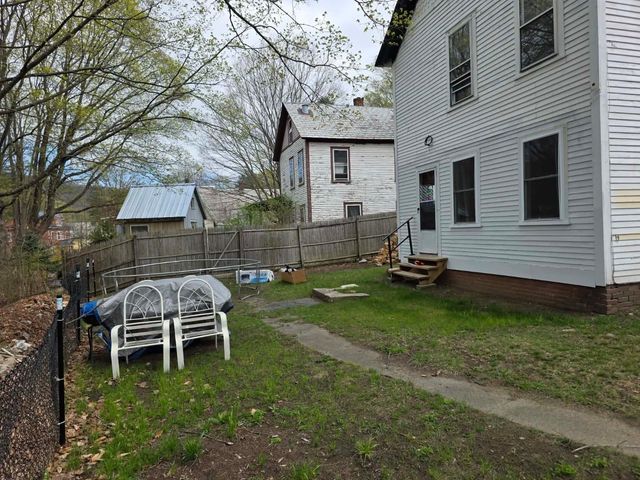 134 Washington Street, Brattleboro, VT 05301