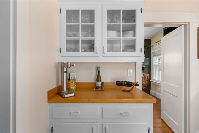 141 Coggeshall Avenue, Newport, RI 02840