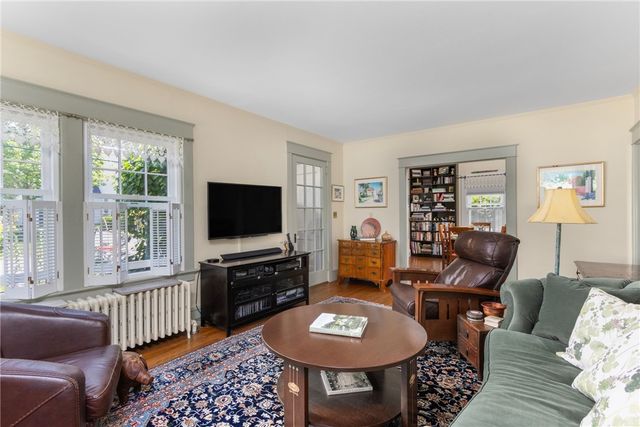 141 Coggeshall Avenue, Newport, RI 02840