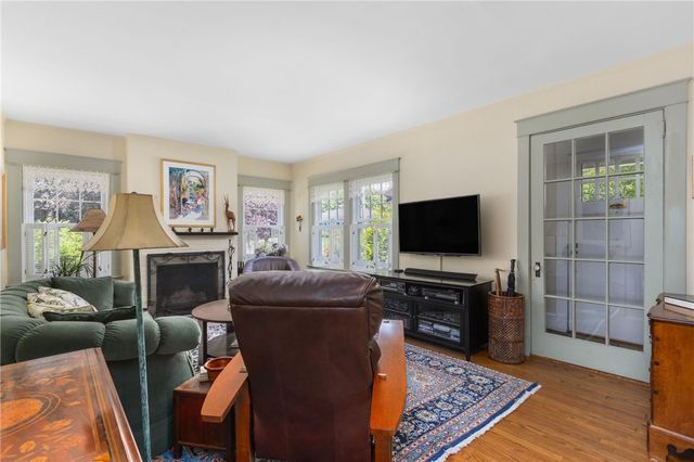 141 Coggeshall Avenue, Newport, RI 02840