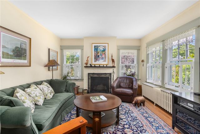 141 Coggeshall Avenue, Newport, RI 02840