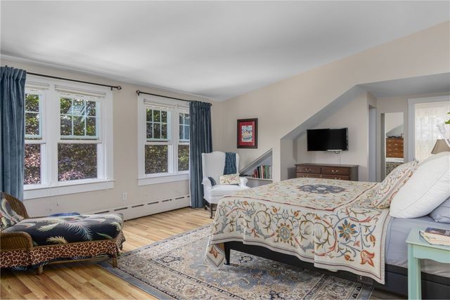 141 Coggeshall Avenue, Newport, RI 02840